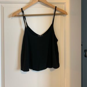 💞 BRANDY MELVILLE black cropped tank top 💞